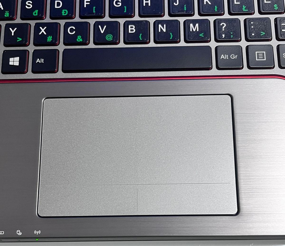 Fujitsu Lifebook E756